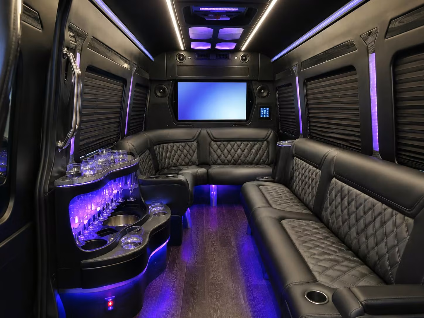 arizona coyotes and hockey fan transportation for scottsdale groups