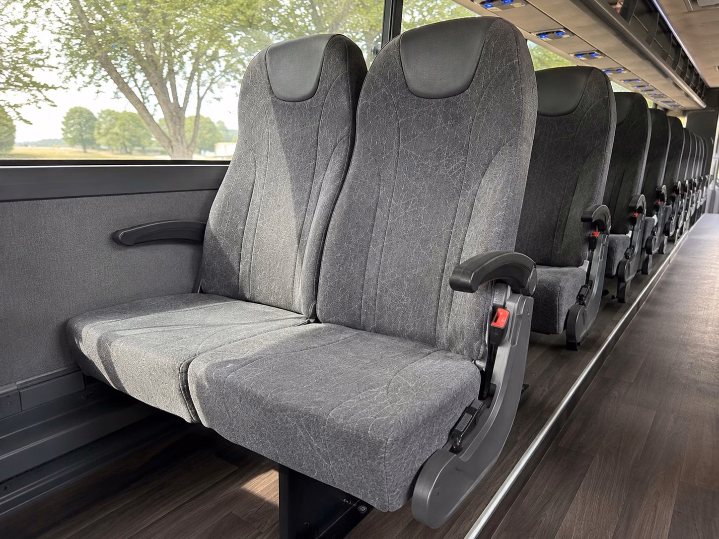 how where and when you re traveling affects charter bus rates in scottsdale