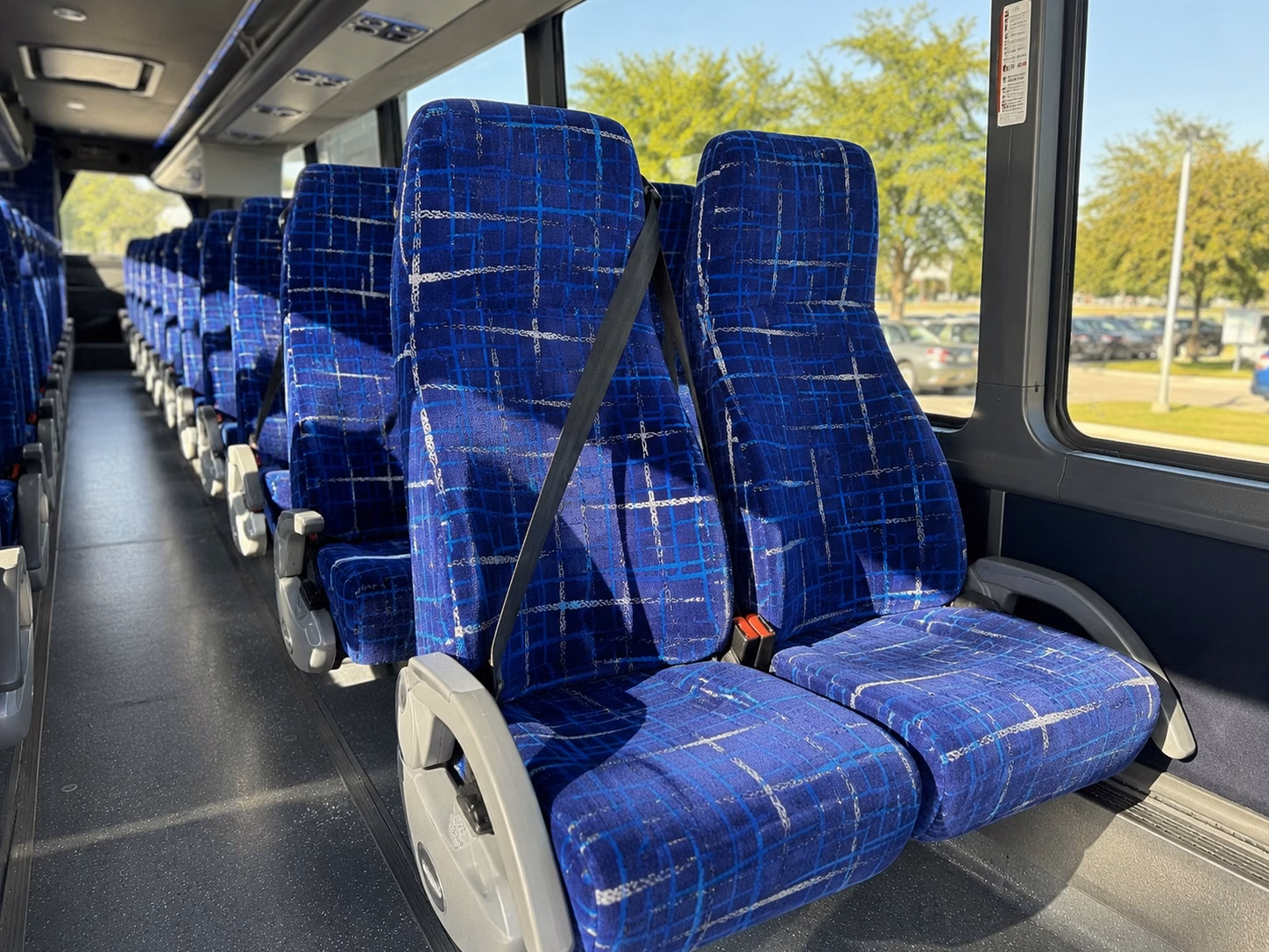 scottsdale resort wedding shuttles that keep your guest list moving