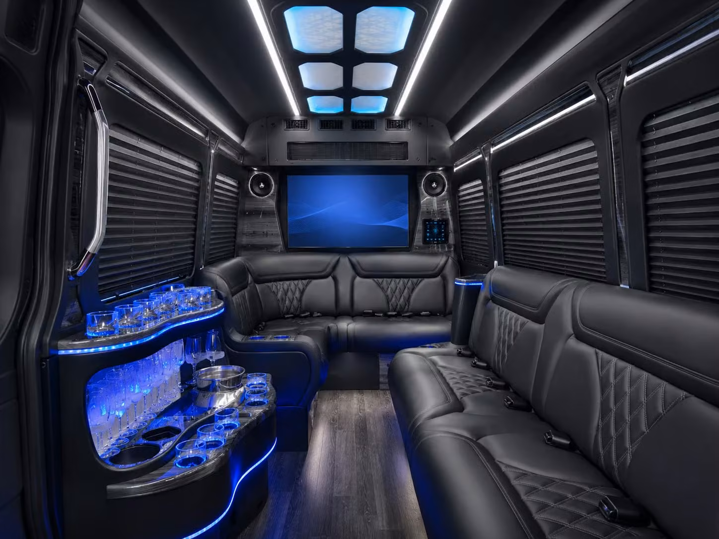 scottsdale to phoenix concert shuttles for groups headed to footprint center and ak chin pavilion